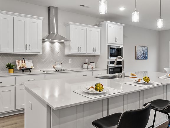 2nd image of 211 Kendall Farms Blvd