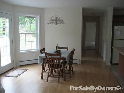 Eat in Nook
						:
						Spacious and Bright Eat-in Kitchen area
