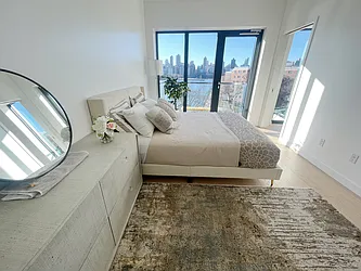 Sold by United Real Estate Fortune