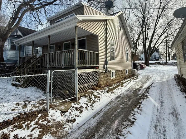 2517 E Ganson St, Jackson, MI 49202