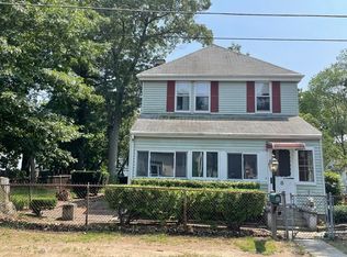 8 Melody Ln, Billerica, MA 01821