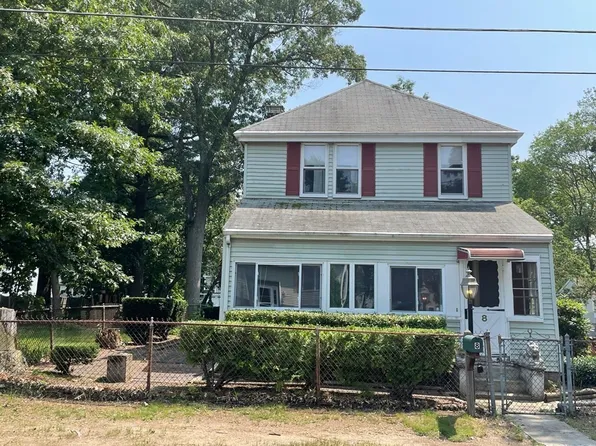 8 Melody Ln, Billerica, MA 01821