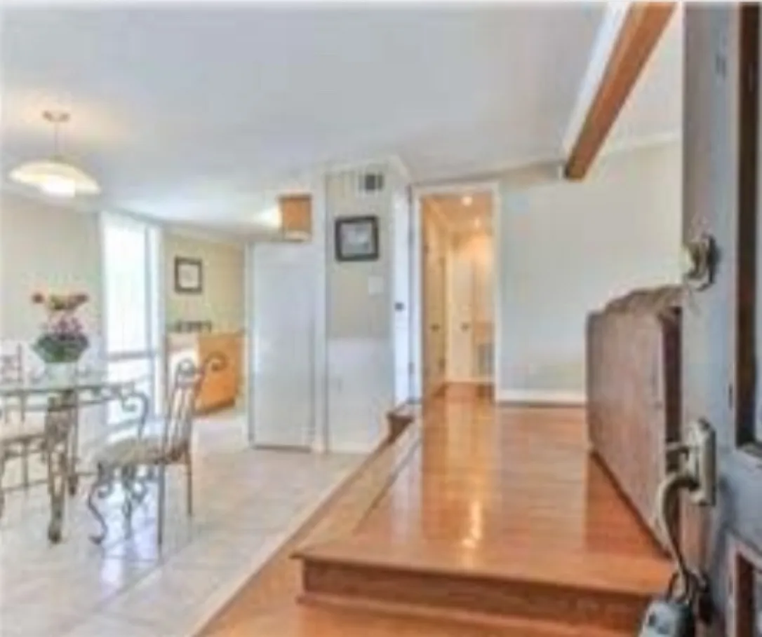 1 bed, 928 sqft, $1,750 — Photo 2