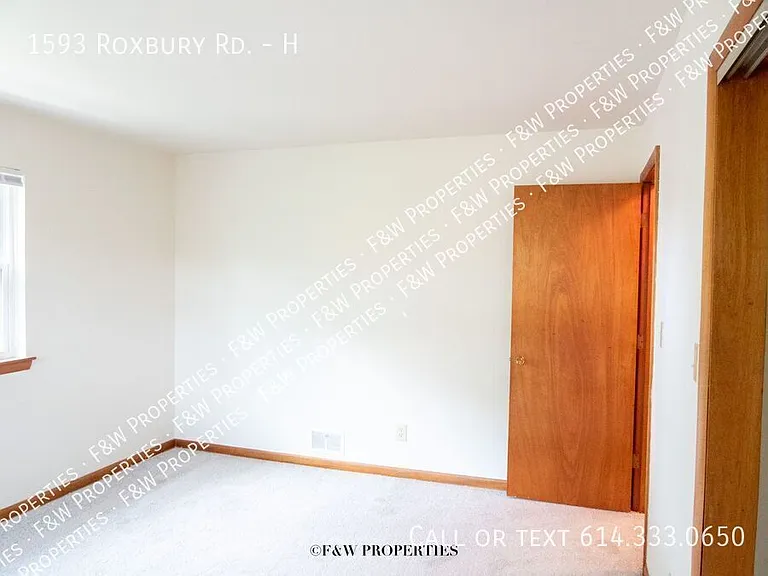 1593 Roxbury Rd #H — Photo 24