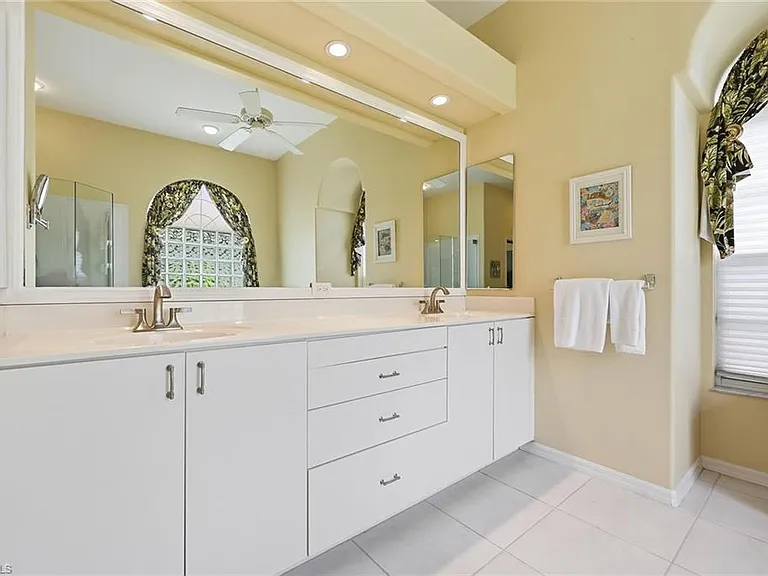 13360 Bridgeford Ave — Photo 22