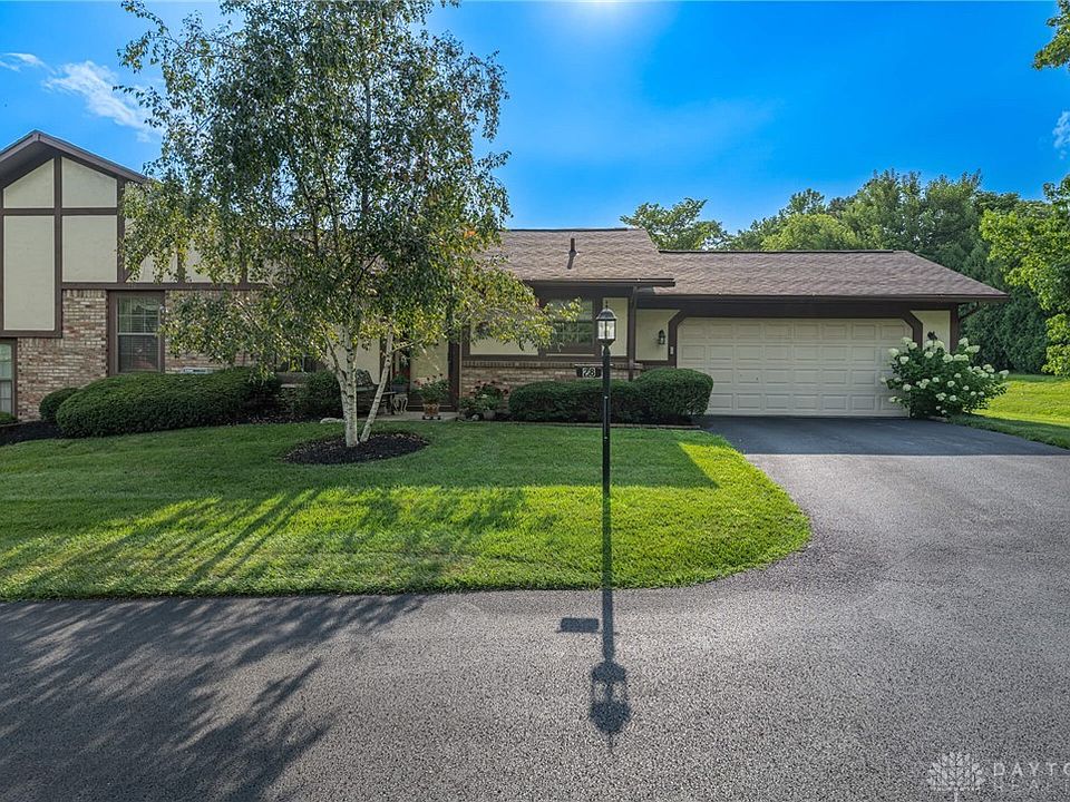 1st image of 28 Tamarack Trl