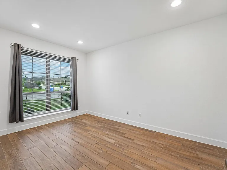 133 Plumbago Loop — Photo 13