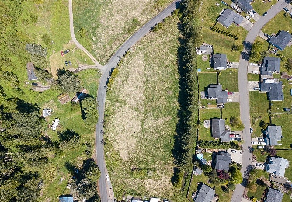 2nd image of 15215 Larson Loss Rd E