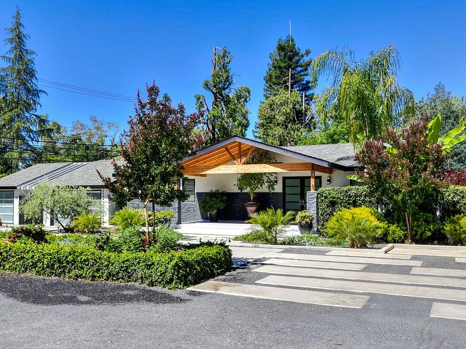 1st image of 3311 Country Club Ln