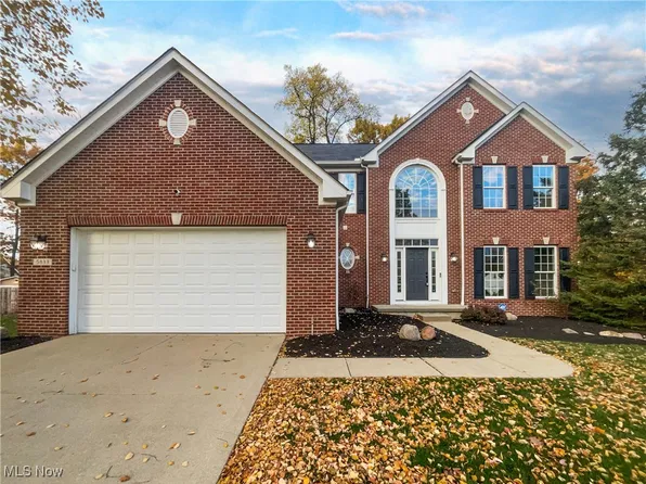 5833 Furlong Dr, Medina, OH 44256