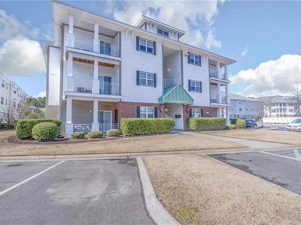 4332 Hillingdon Bnd #107, Chesapeake, VA 23321
