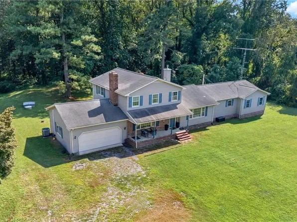 6515 Ark Rd, Gloucester, VA 23061
