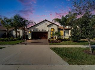5210 Windy Grove Dr, Wimauma, FL 33598