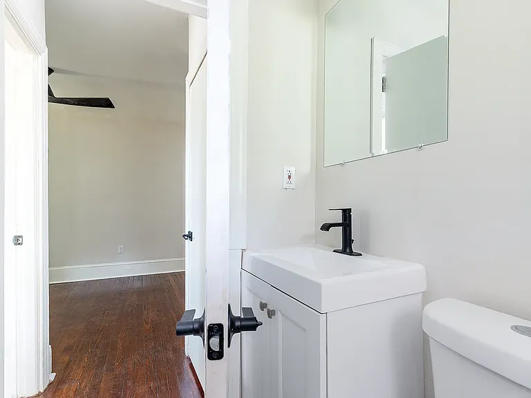 400 E Vernon Rd #D31 — Photo 14