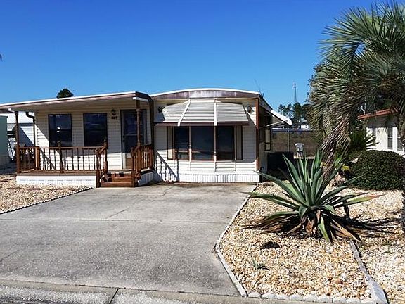 3rd image of 227 Palm Crest Ln