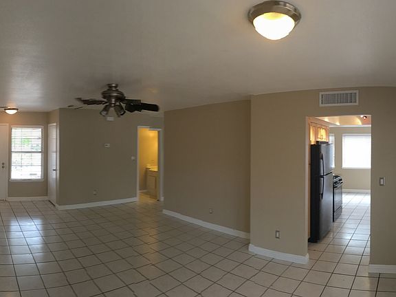 3rd image of 7108 Cornflower Dr