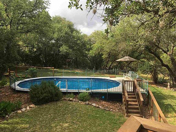 4th image of 1006 Loma Ln