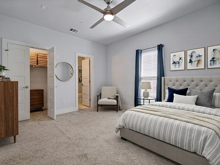2318 Stutz Dr #C4 — Photo 11
