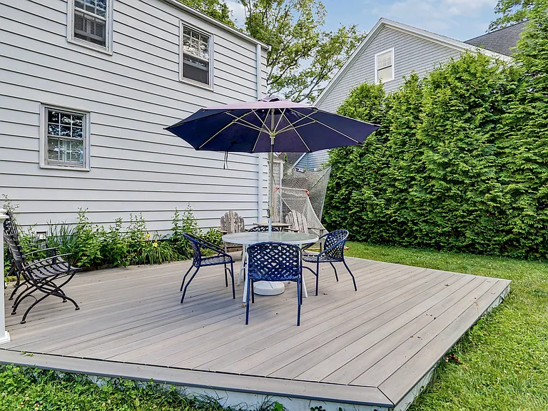 40 Oakwood Dr — Photo 15