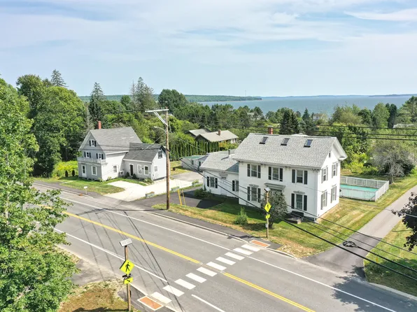 111 E Main Street, Searsport, ME 04974