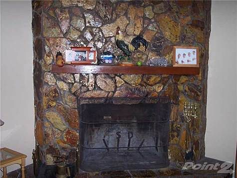5th image of 30640 Eastport Dr