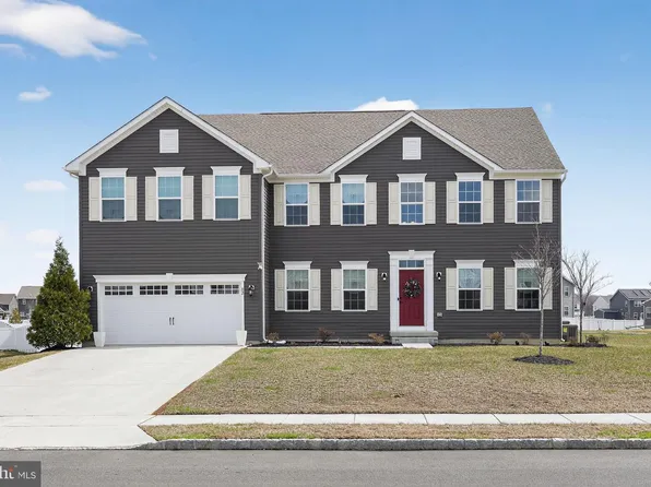 82 Kingsberry Ln, Woodstown, NJ 08098