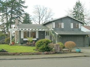 1st image of 787 SE Camellia Ct