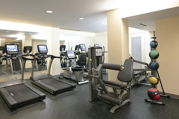 Rented by Stonehenge NYC LLC | media 8