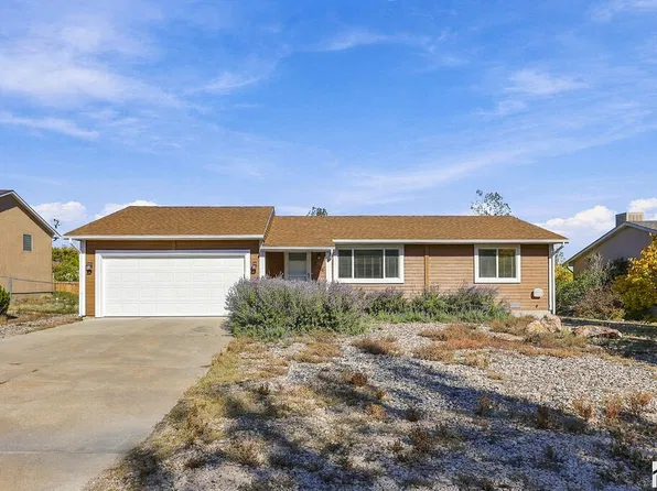 216 S Caddoa Dr, Pueblo West, CO 81007