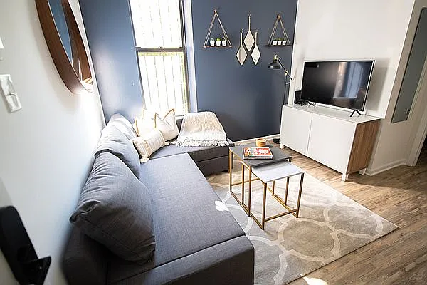 Rented by Park River | media 16