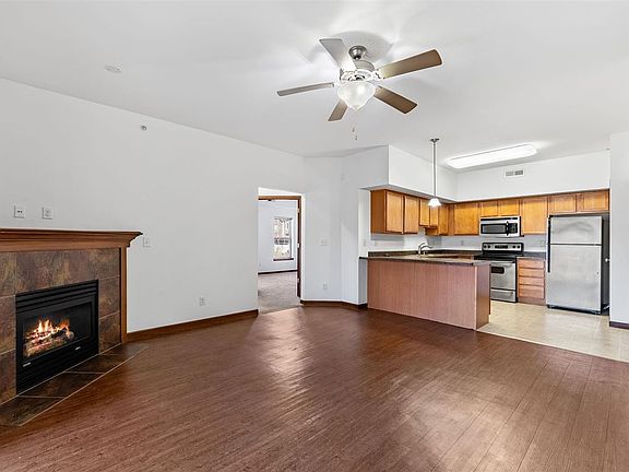 4th image of 1010 Rachael St #101