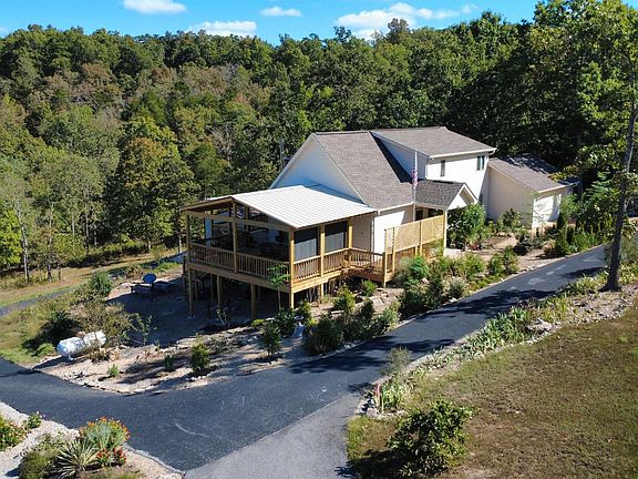 2nd image of 99 Anchor Ct