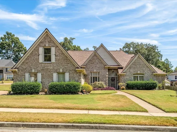 1636 Stable Run Dr, Cordova, TN 38016