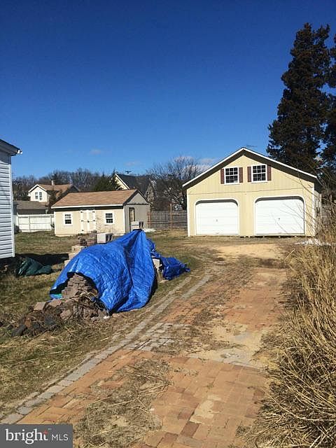2nd image of 4214 Bayonne Ave