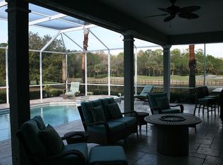 10530 Greencrest Dr, Tampa, FL 33626