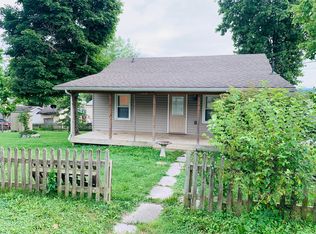 576 Herman Ave, Morgantown, WV 26505