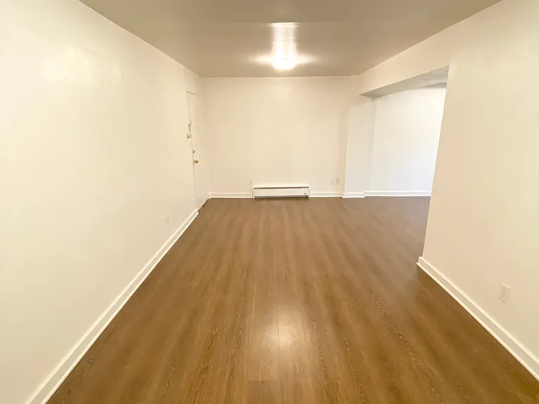 4203 & 4205 Evanston Ave N #C — Photo 7