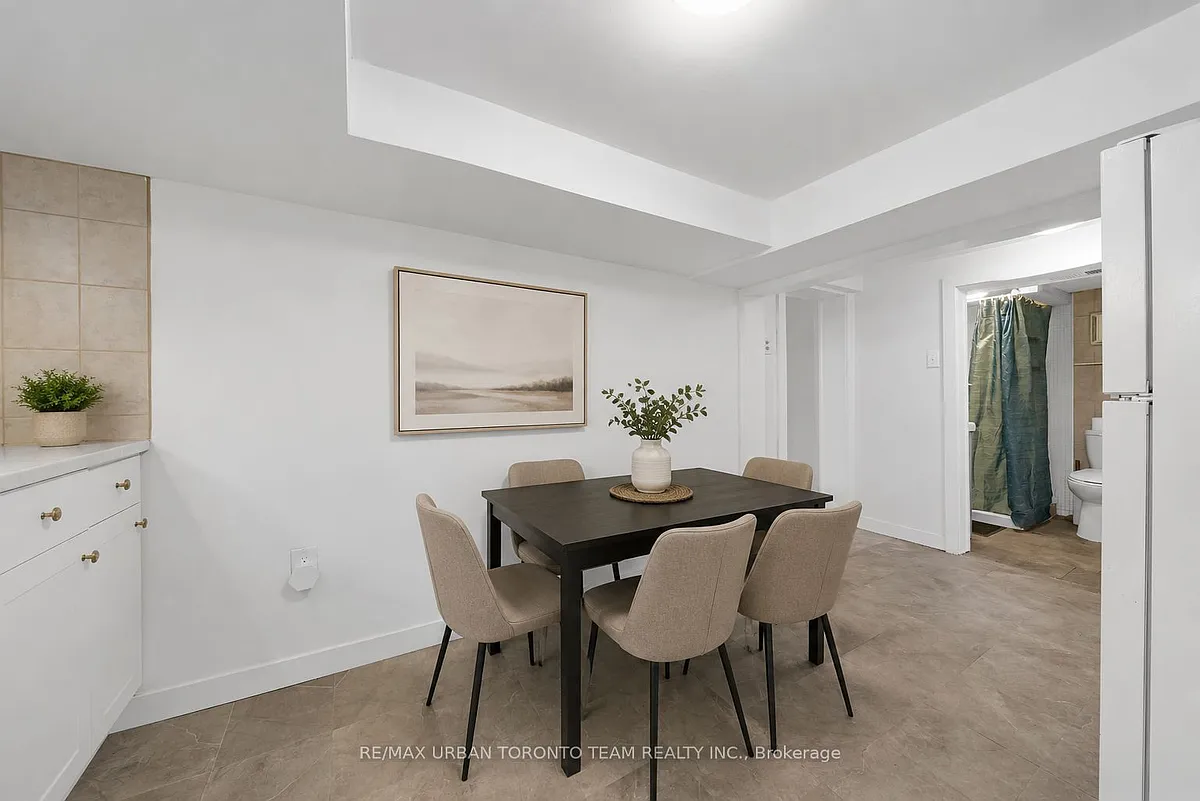Building Photo - 57 Westdale Dr #2