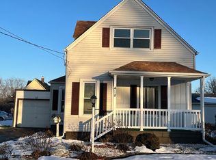 418 Dwight St, Kewanee, IL 61443