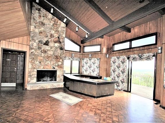 5th image of 356 Johnston Dr