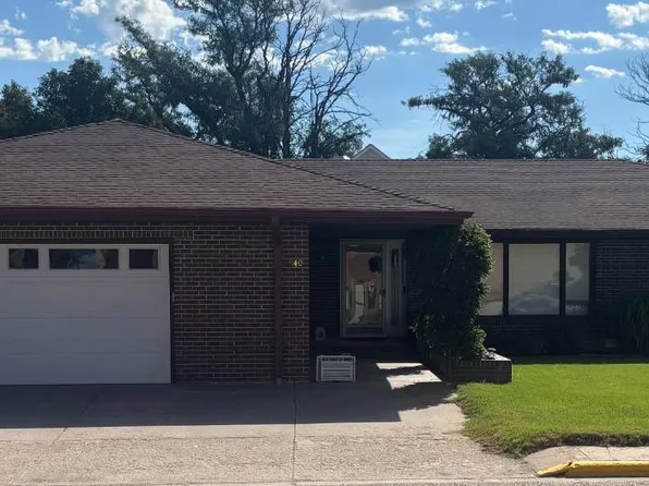 940 12th St, Hoxie, KS 67740