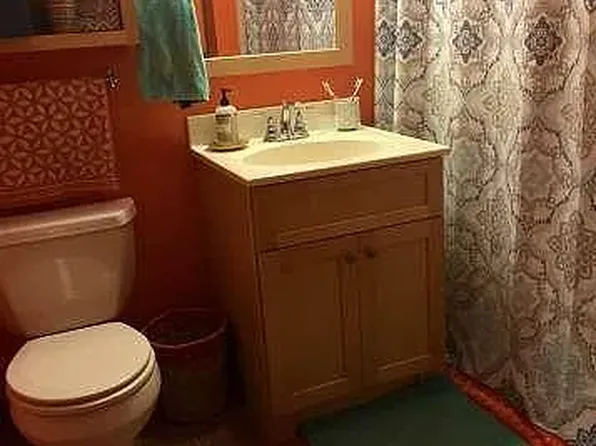 302 N Segoe Rd Unit 102, Madison, WI 53705