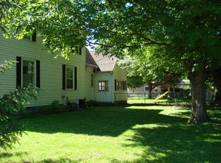 3303 Hulman St, Terre Haute, IN 47803