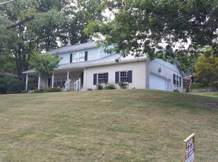 405 E Mountain Ave, Pen Argyl, PA 18072
