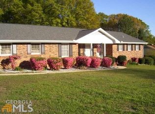 3027 Carol Dr, Fayetteville, GA 30214