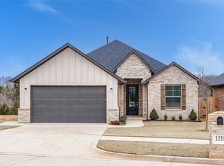 1219 Colonial Ave, Tuttle, OK 73089