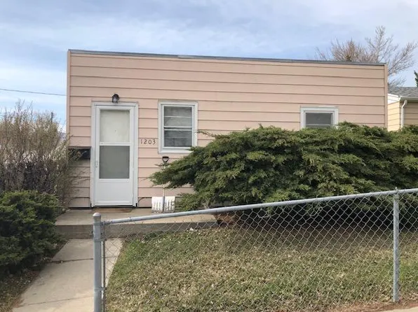 1203 E 6th St, Casper, WY 82601