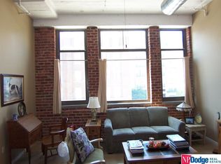 902 Dodge St APT 302, Omaha, NE 68102