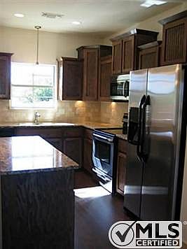 2nd image of 1907 Duckhorn Dr