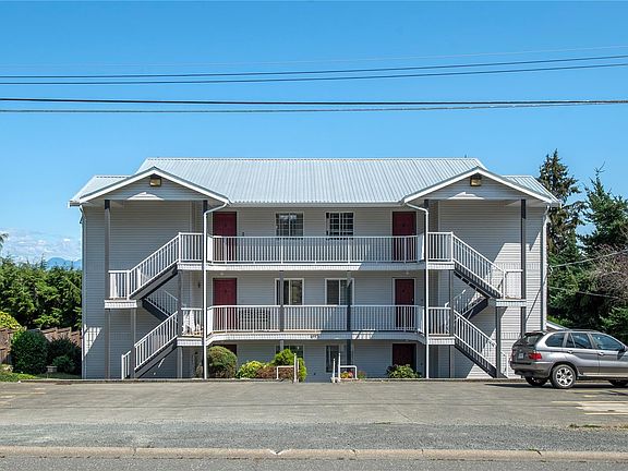 2nd image of 695 Upland Dr #6